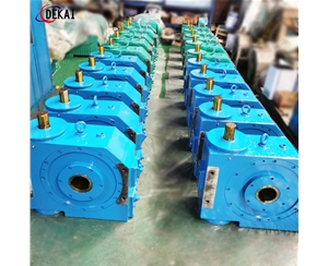 青岛德凯A225钢厂连铸机专用二次包络蜗杆减速机